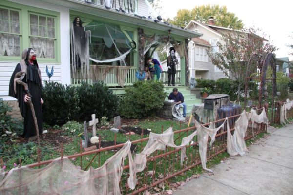 Most Elaborate Halloween Decorations in Arlington? | ARLnow.com