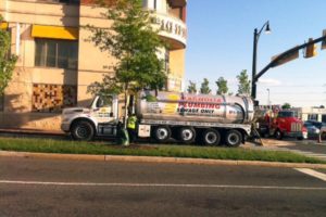 Crews on the scene of a possible sewage spill at the Potomac Yard Harris Teeter (photo courtesy Douglas Wendt)