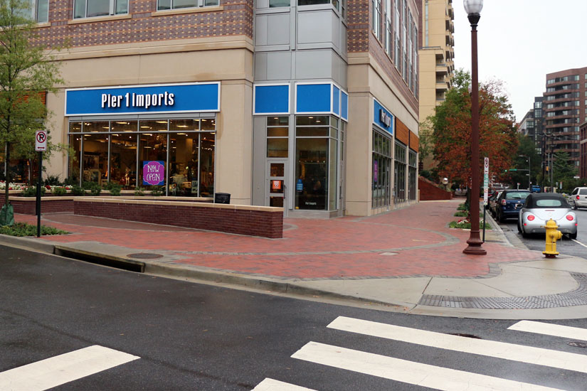 Pier 1 Imports opens