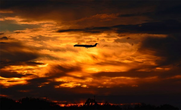 Jetliner at Sunset (Flickr pool photo by J. Sonder)
