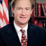 Lincoln_Chafee_official_portrait-825px