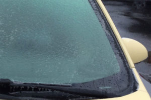 Ice / freezing rain on windshield