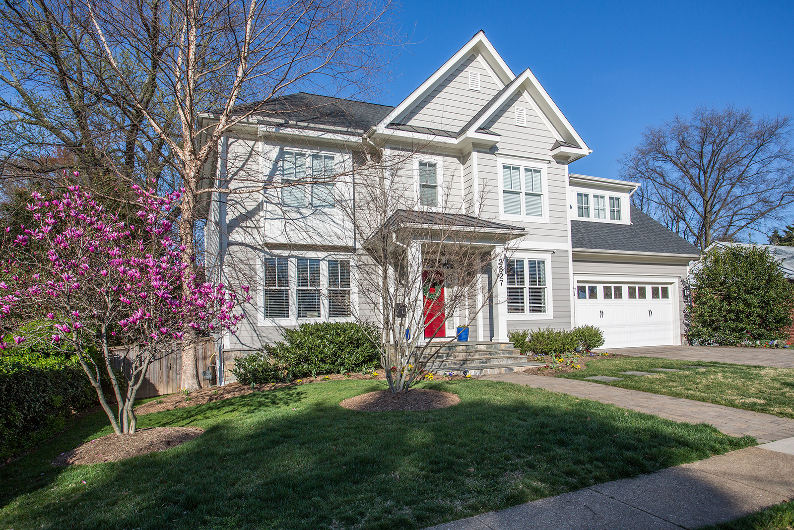 Listing of the Day: 2827 N. Underwood Street - Vimarsana News