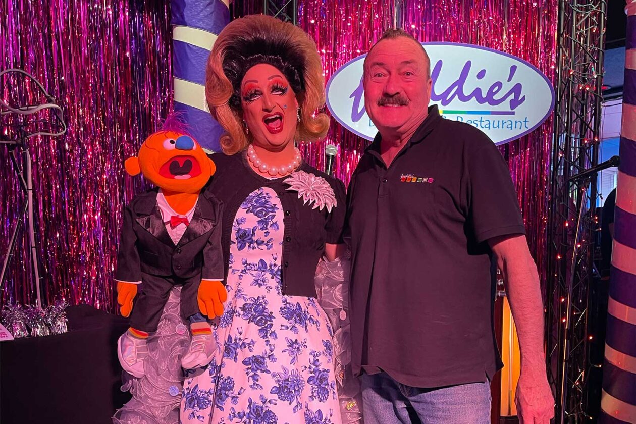 NEW Bomb Threat Protesters Disrupt Family oriented Drag Event In new-bomb-threat-protesters-disrupt-family-oriented-drag-event-in
