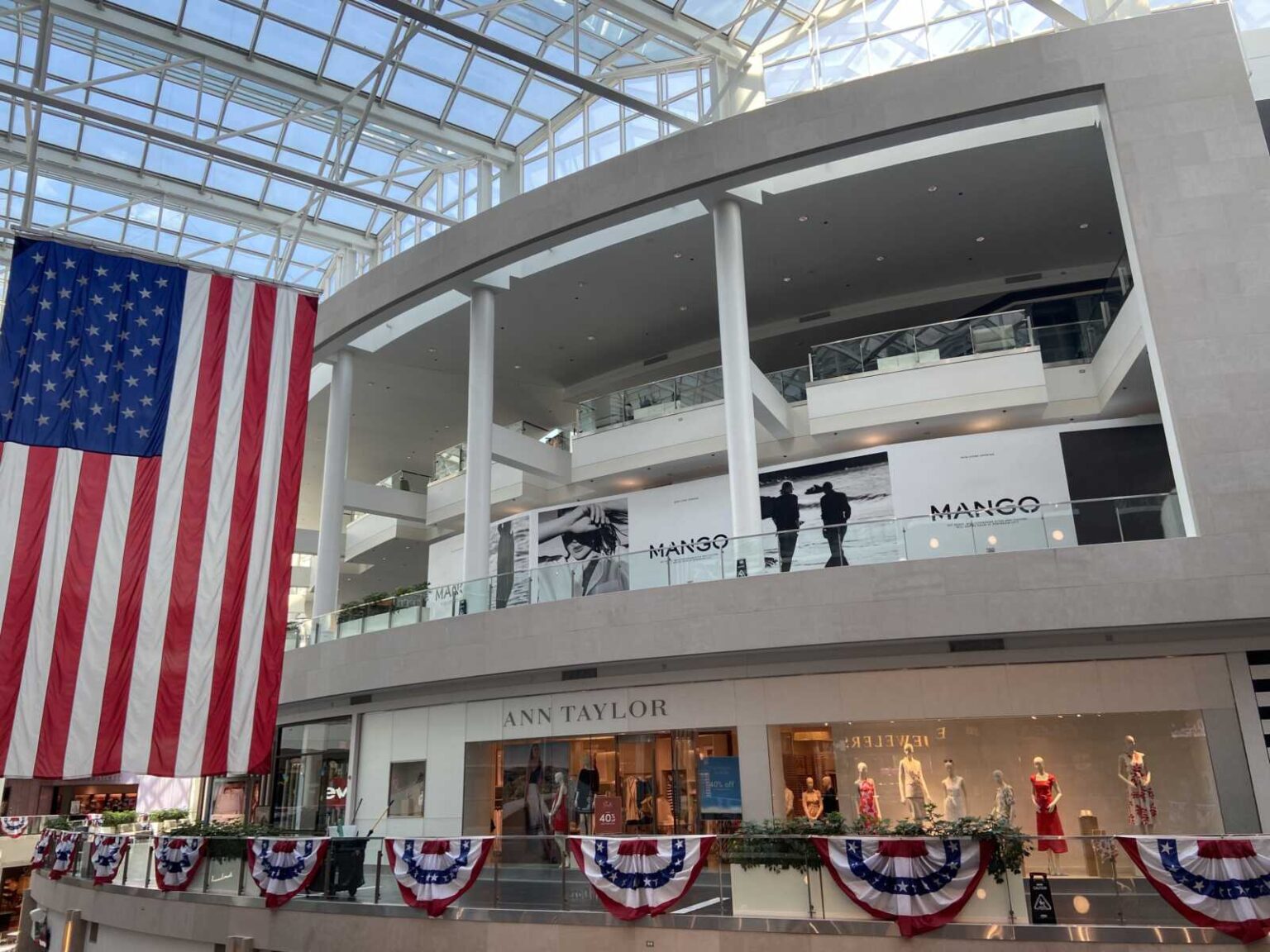 Uniqlo, two others coming to Pentagon City mall